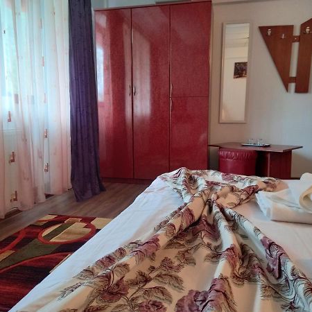 Hotel Elite באיילה הרקולנדה מראה חיצוני תמונה