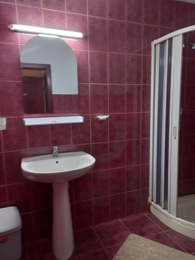 Hotel Elite באיילה הרקולנדה מראה חיצוני תמונה