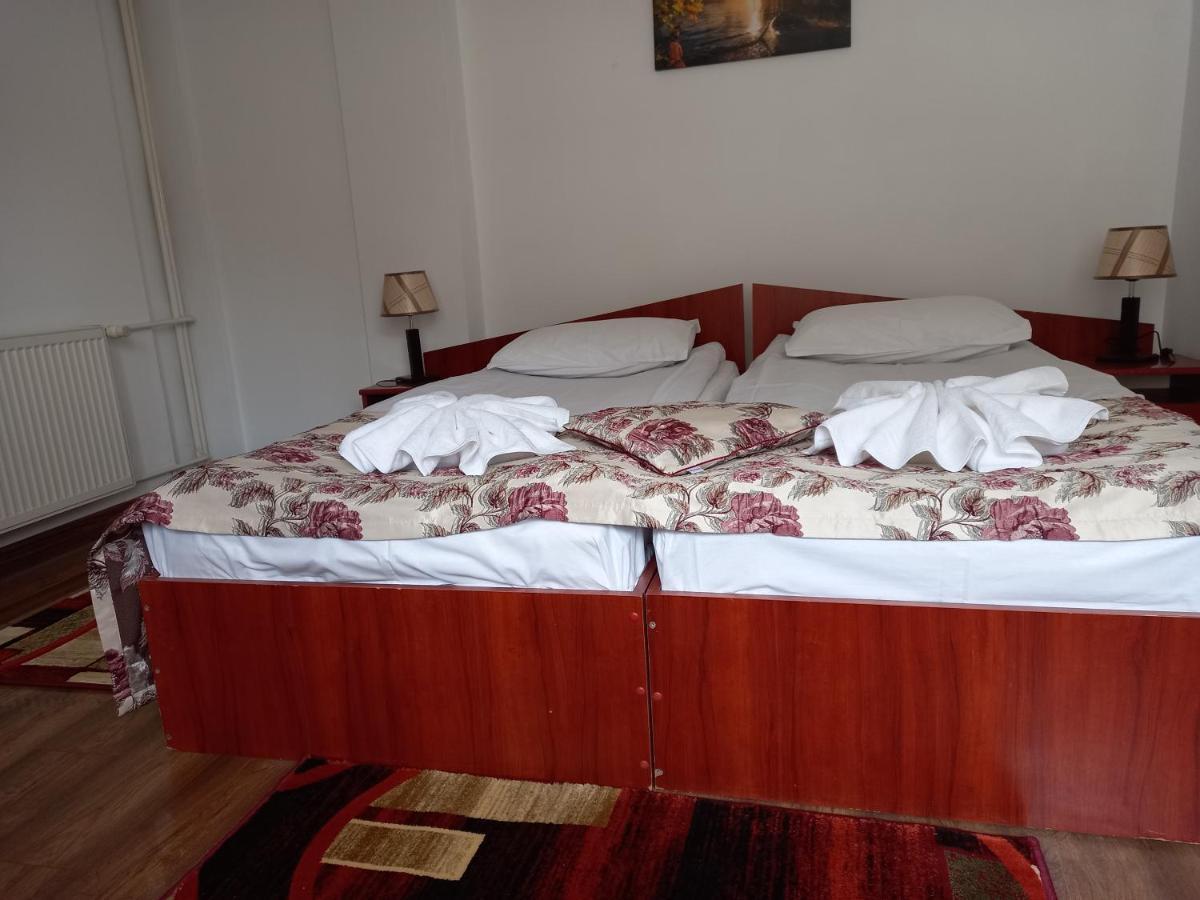 Hotel Elite באיילה הרקולנדה מראה חיצוני תמונה